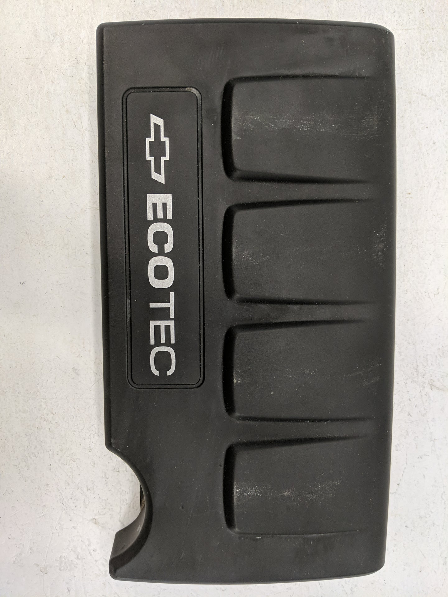2015 Chevrolet Cruze Engine Cover - Oemusedautoparts1.com
