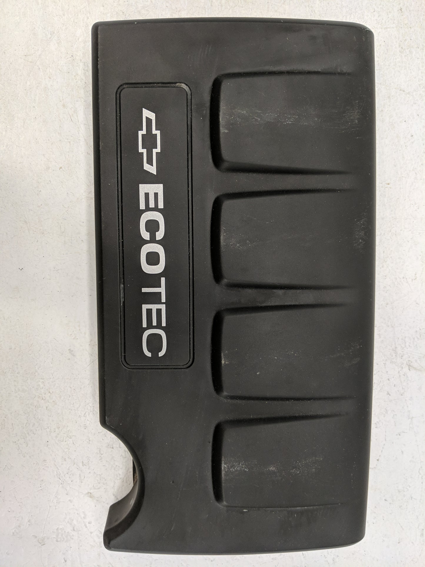 2015 Chevrolet Cruze Engine Cover - Oemusedautoparts1.com