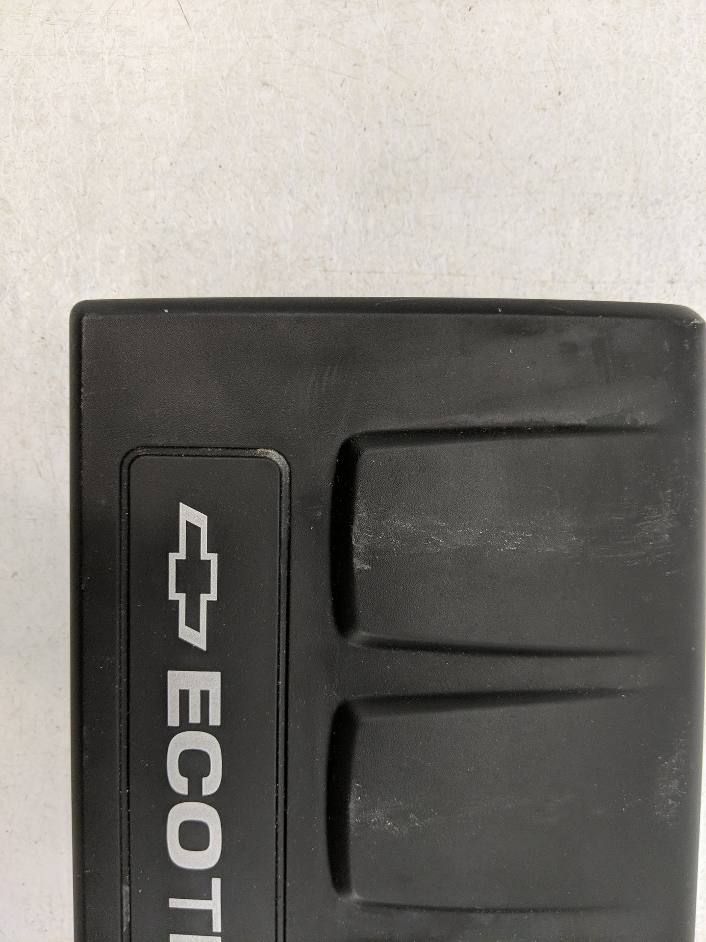2015 Chevrolet Cruze Engine Cover - Oemusedautoparts1.com