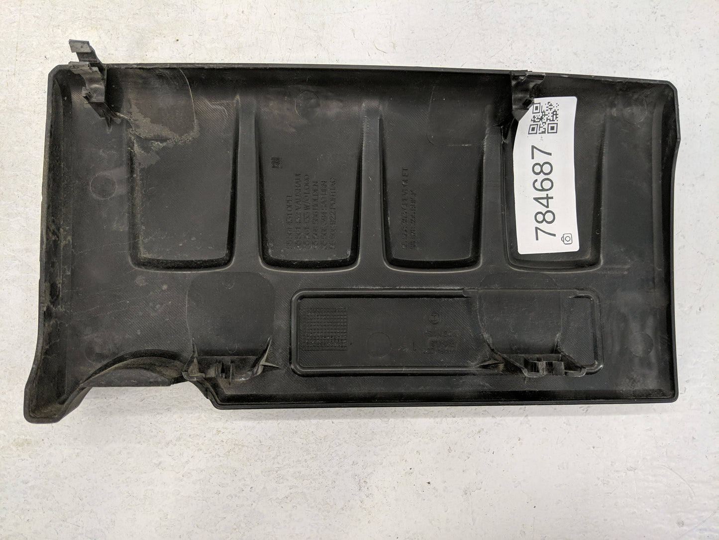 2015 Chevrolet Cruze Engine Cover - Oemusedautoparts1.com