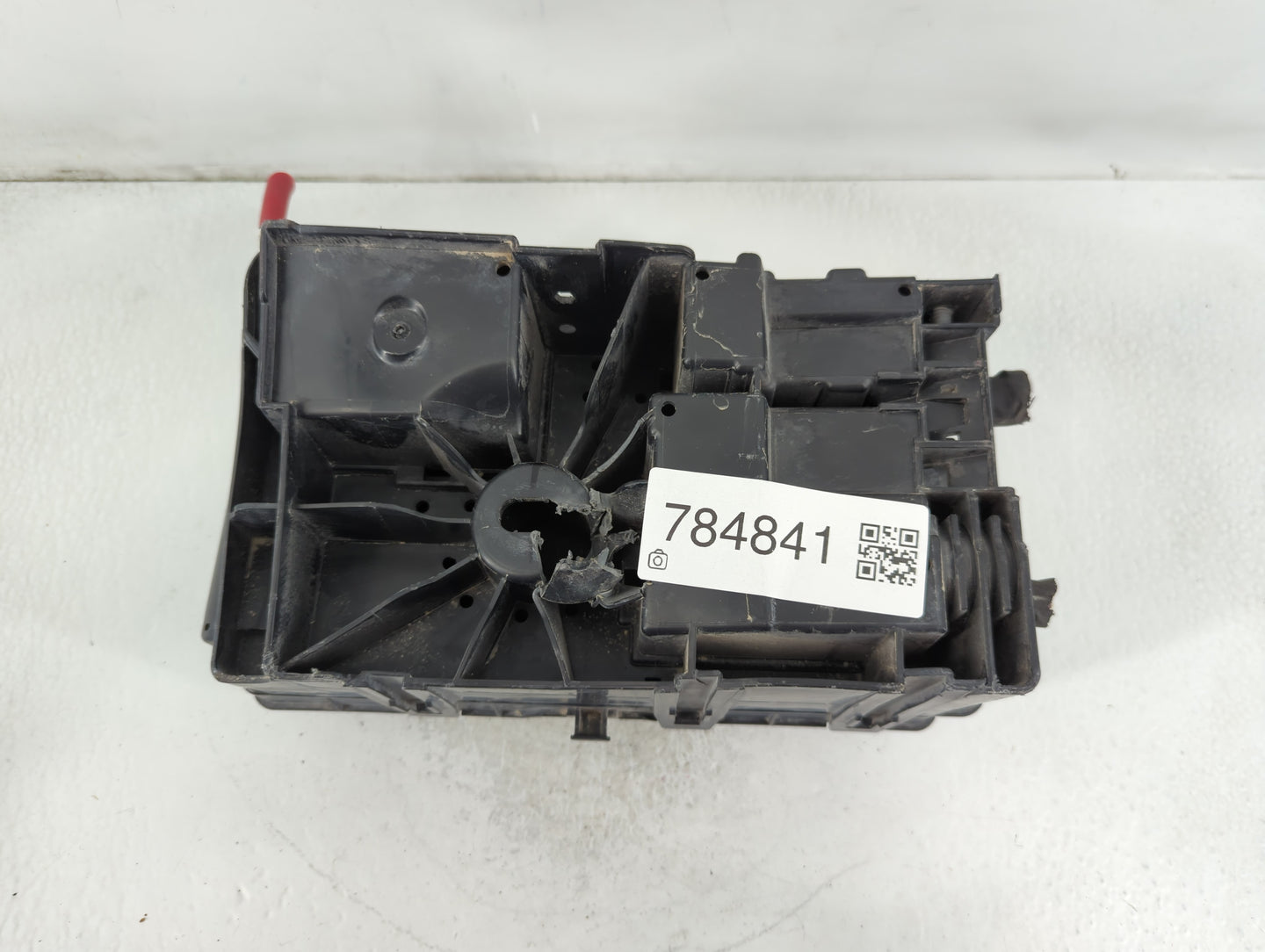 2015-2016 Chevrolet Cruze Fusebox Fuse Box Panel Relay Module P/N:812461952 Fits Fits 2015 2016 OEM Used Auto Parts - Oemuse