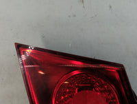 2011-2016 Chevrolet Cruze Tail Light Assembly Driver Left OEM P/N:0042124 Fits Fits 2011 2012 2013 2014 2015 2016 OEM Used A