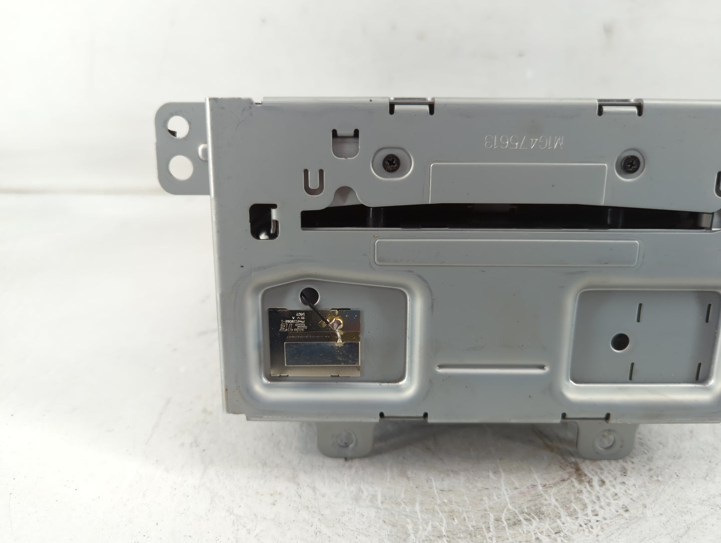 2015-2016 Chevrolet Cruze Radio AM FM Cd Player Receiver Replacement P/N:23495273 Fits Fits 2014 2015 2016 2017 OEM Used Aut