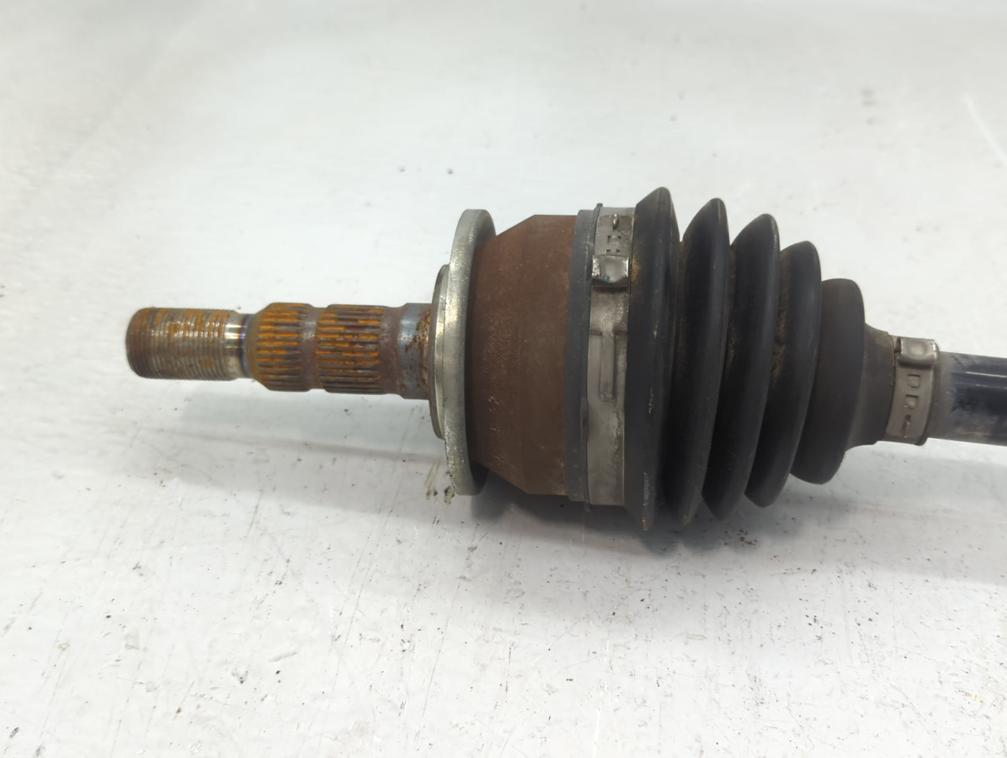 2015-2016 Chevrolet Cruze Axle Shaft Front Driver Cv C/v - Oemusedautoparts1.com