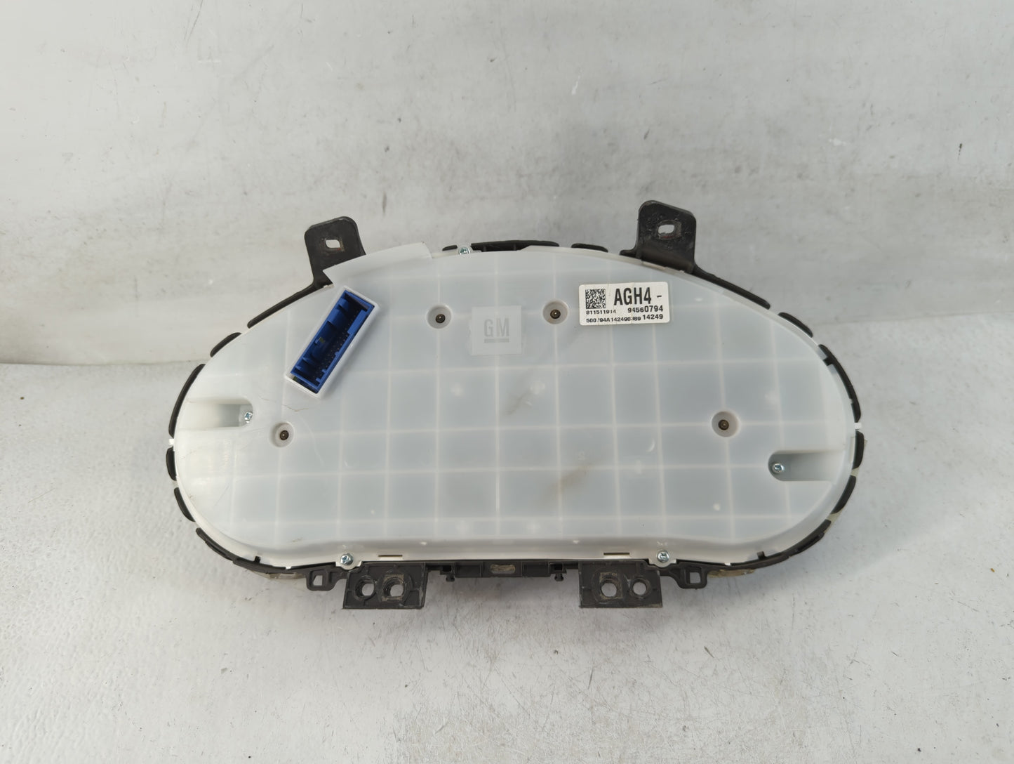 2015 Chevrolet Cruze Instrument Cluster Speedometer Gauges P/N:94560794 Fits OEM Used Auto Parts - Oemusedautoparts1.com