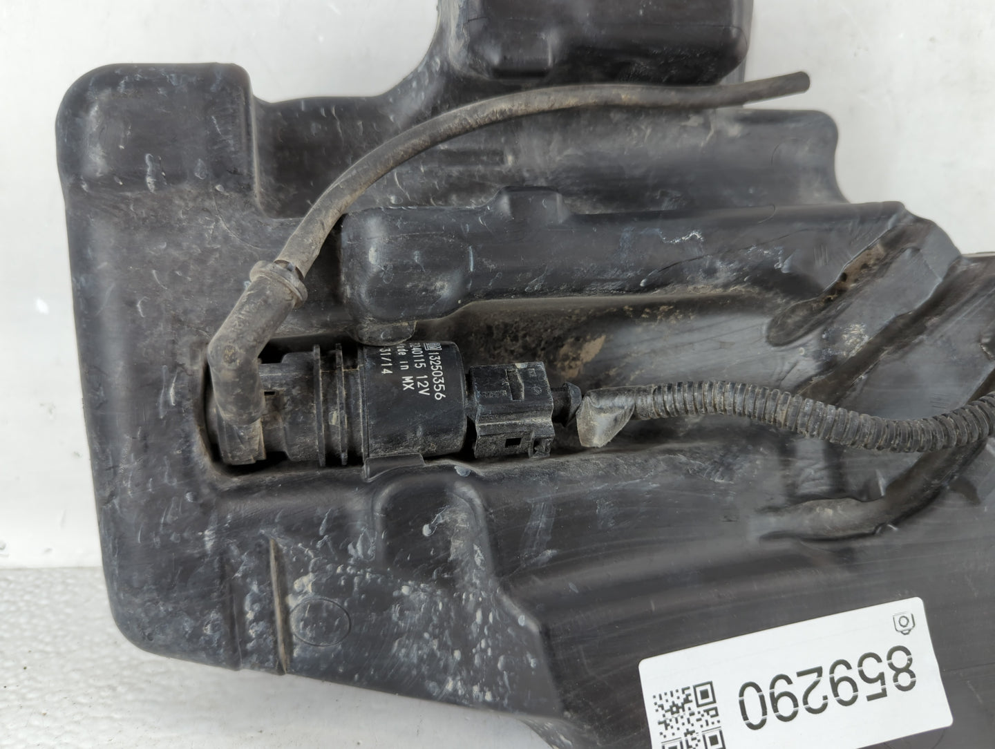 2011-2016 Chevrolet Cruze Windshield Washer Fluid Reservoir Bottle Oem - Oemusedautoparts1.com