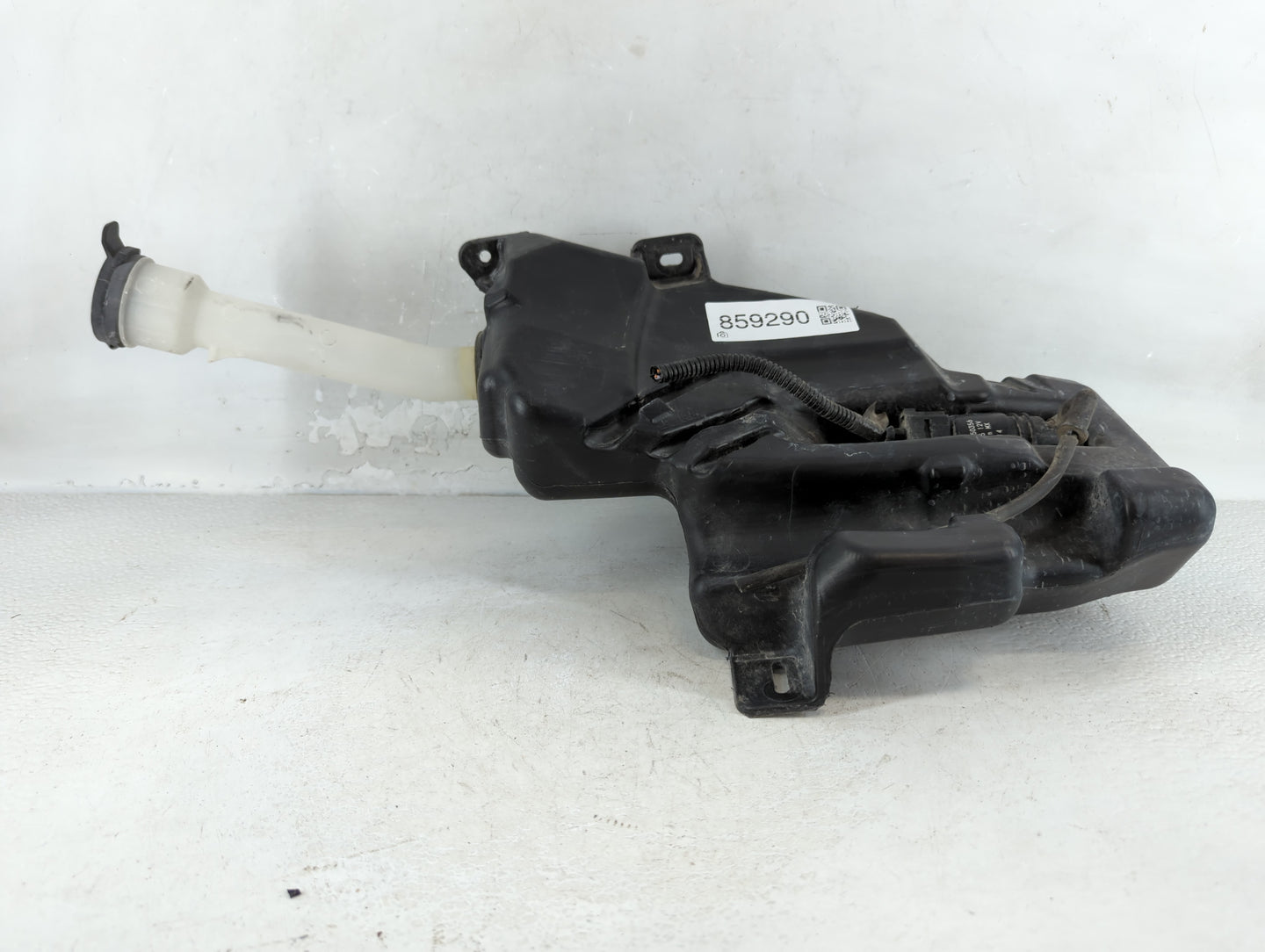 2011-2016 Chevrolet Cruze Windshield Washer Fluid Reservoir Bottle Oem - Oemusedautoparts1.com