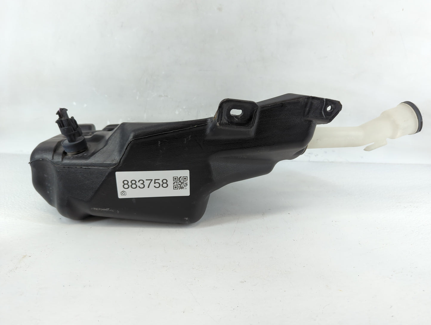 2011-2016 Chevrolet Cruze Windshield Washer Fluid Reservoir Bottle Oem - Oemusedautoparts1.com