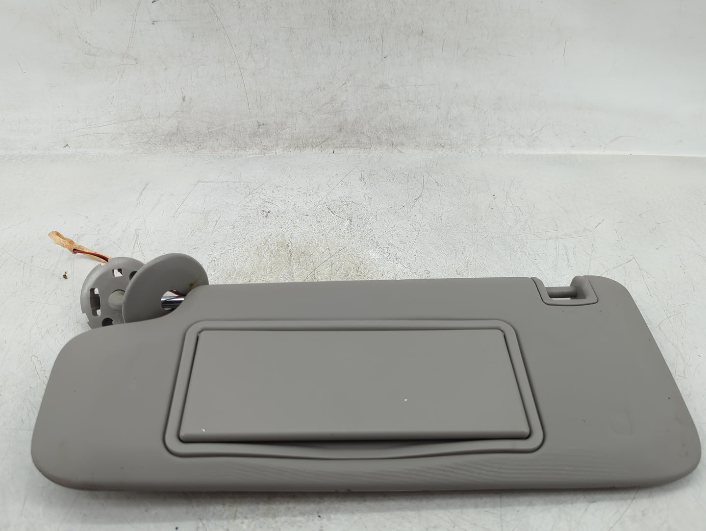2011-2016 Chevrolet Cruze Sun Visor Shade Replacement Driver Left Mirror Fits Fits 2011 2012 2013 2014 2015 2016 OEM Used Au