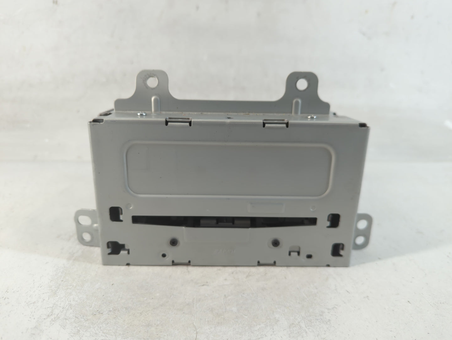 2013-2016 Chevrolet Cruze Radio AM FM Cd Player Receiver Replacement P/N:22976137 Fits Fits 2013 2014 2015 2016 OEM Used Aut