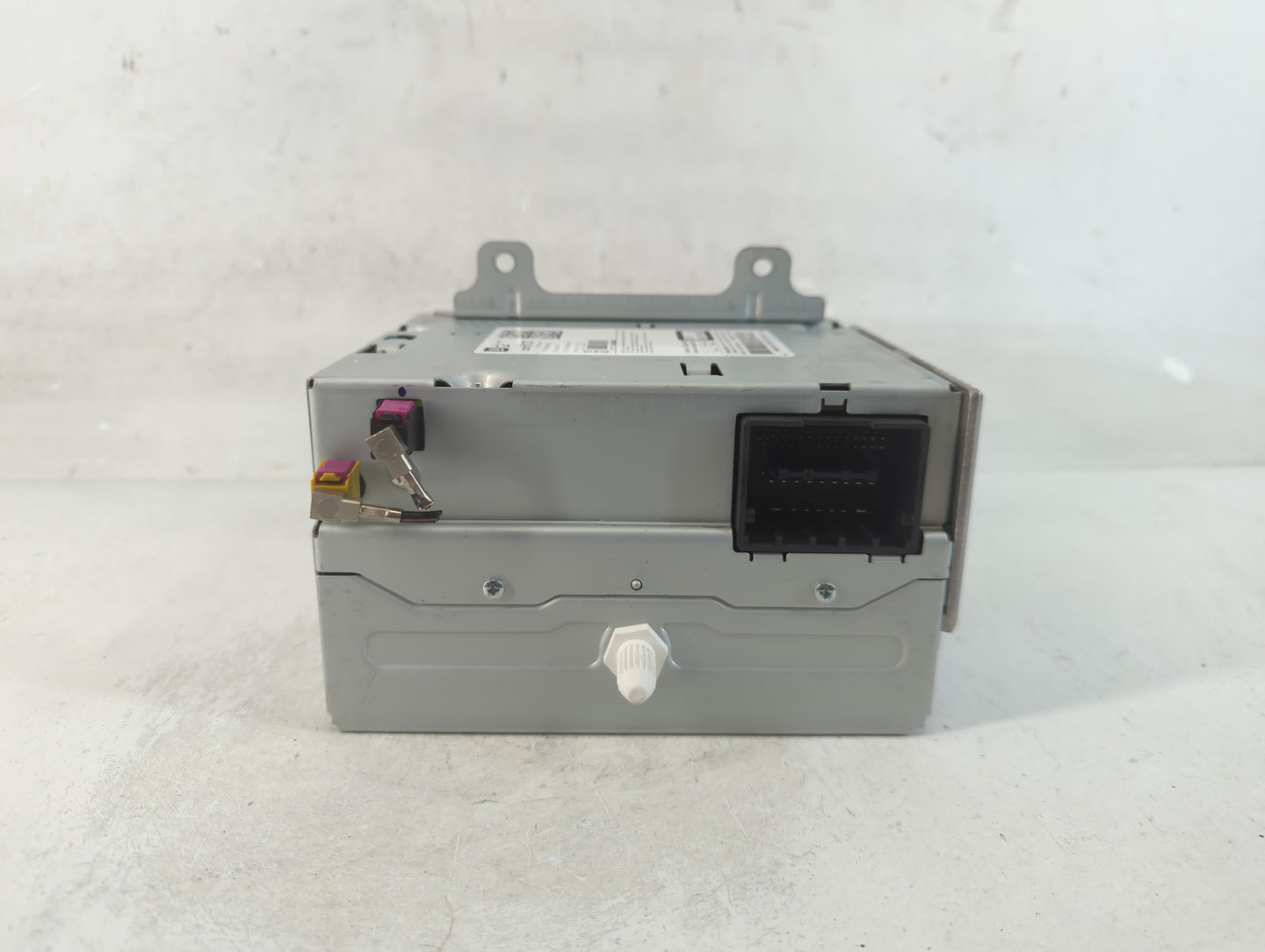 2013-2016 Chevrolet Cruze Radio AM FM Cd Player Receiver Replacement P/N:22976137 Fits Fits 2013 2014 2015 2016 OEM Used Aut