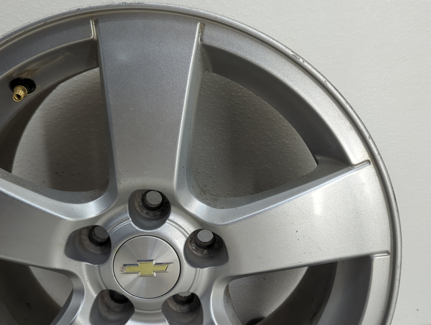 2014-2016 Chevrolet Cruze Oem Wheel Rim - Oemusedautoparts1.com
