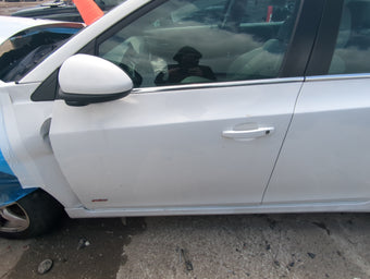 compare product 2012-2016 Chevrolet Cruze Driver Front Door Oem 923514