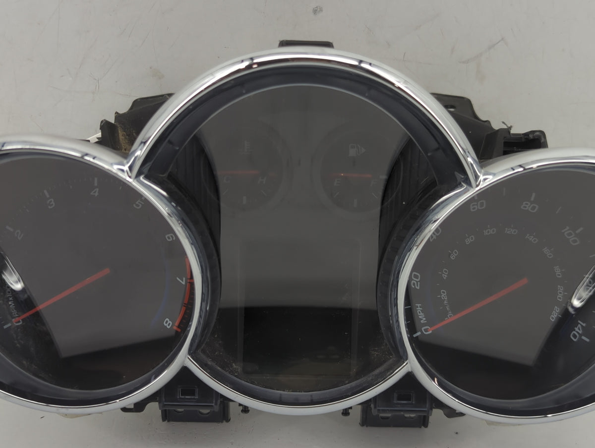 2015-2016 Chevrolet Cruze Instrument Cluster Speedometer Gauges P/N:94560792 Miles:143K Fits Fits 2015 2016 OEM Used Auto Pa