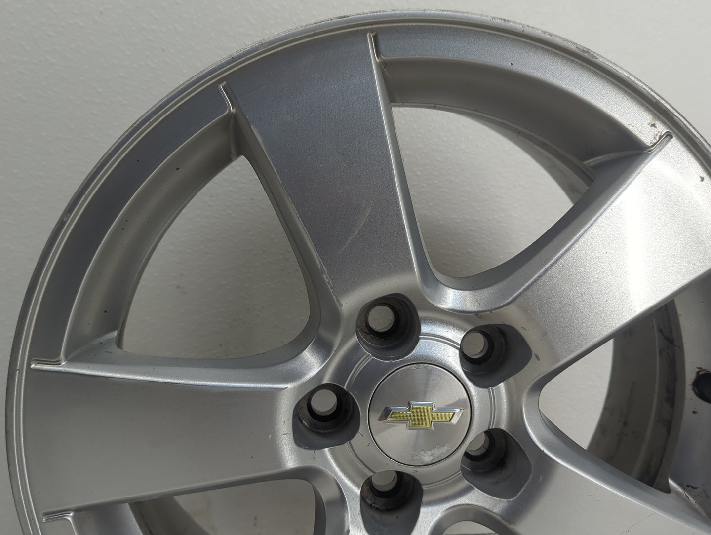 2014-2016 Chevrolet Cruze Oem Wheel Rim - Oemusedautoparts1.com