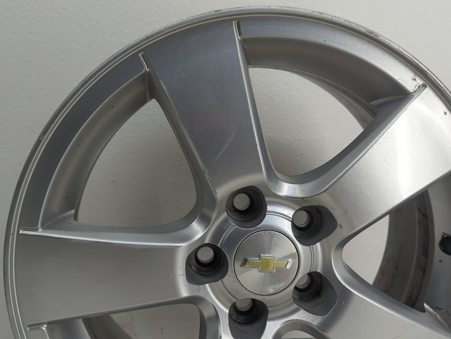2014-2016 Chevrolet Cruze Oem Wheel Rim - Oemusedautoparts1.com