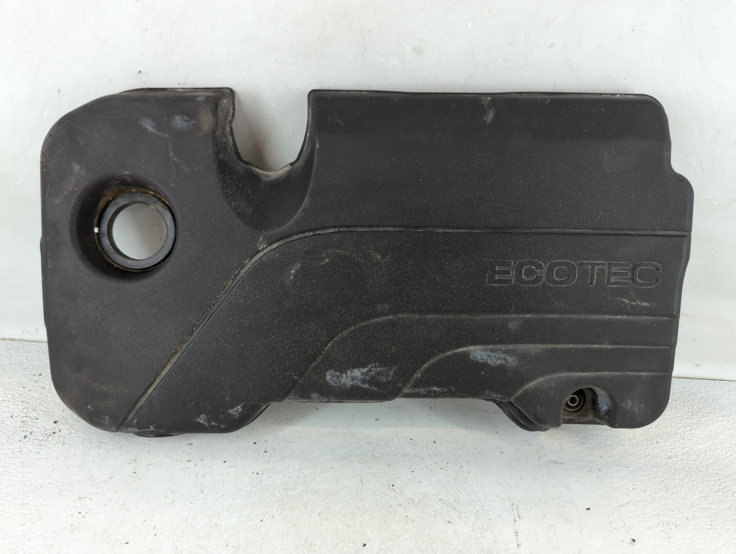 2015 Chevrolet Cruze Engine Cover - Oemusedautoparts1.com