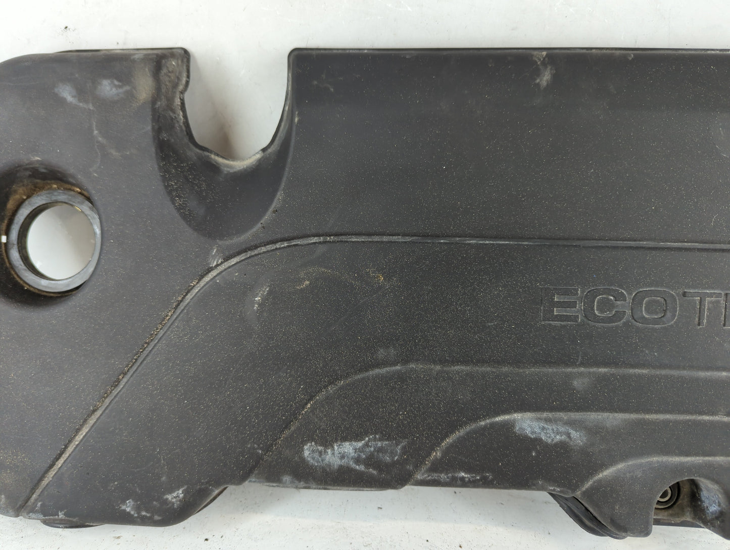 2015 Chevrolet Cruze Engine Cover - Oemusedautoparts1.com