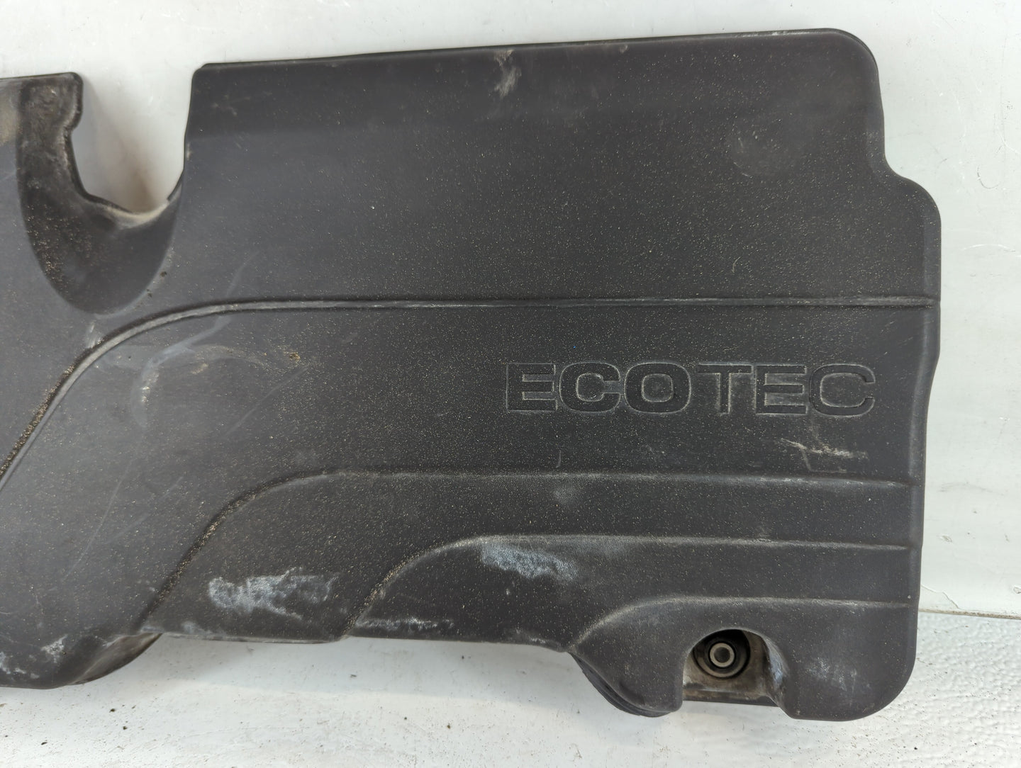 2015 Chevrolet Cruze Engine Cover - Oemusedautoparts1.com