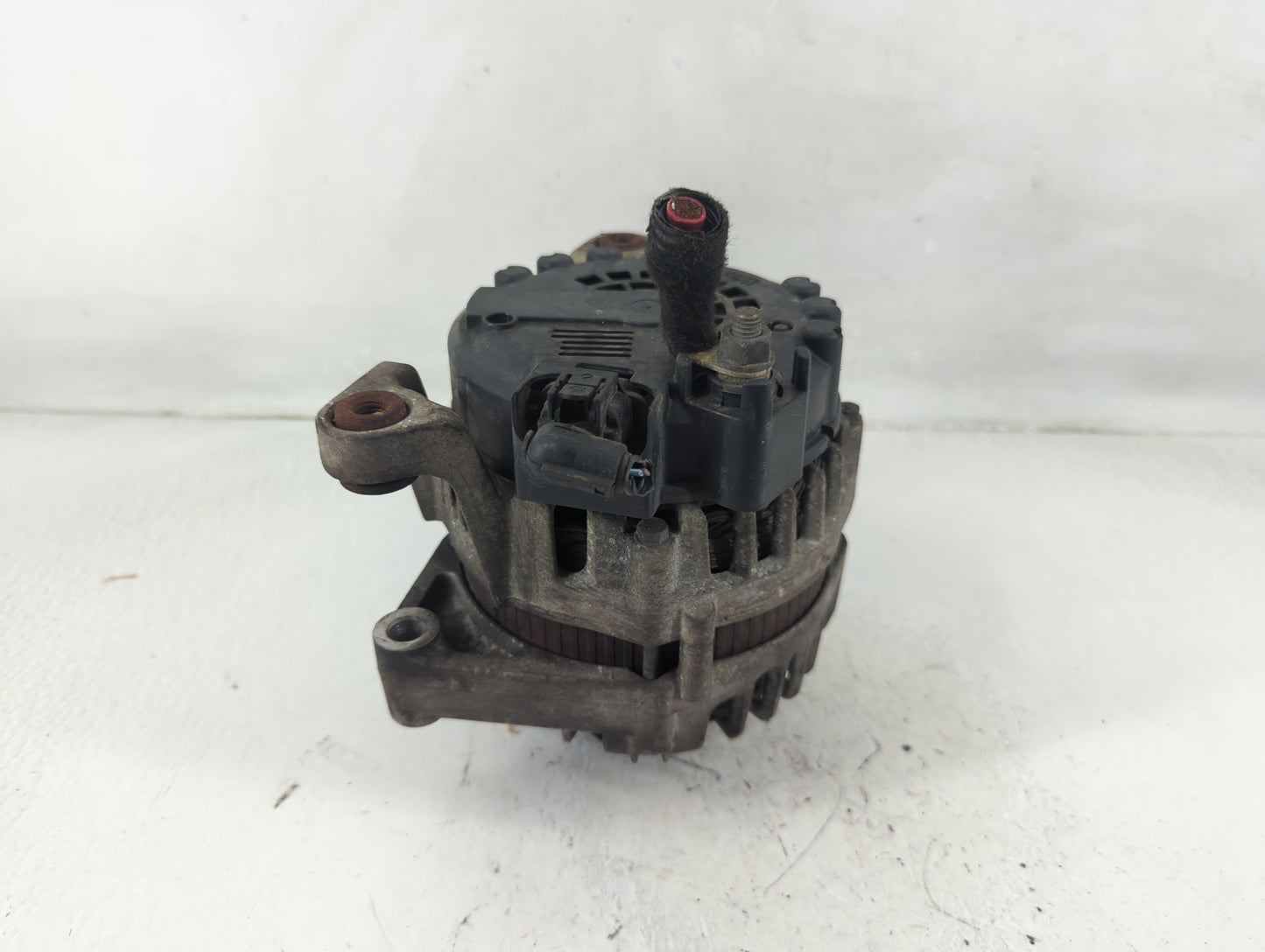 2015 Chevrolet Cruze Limited Alternator Replacement Generator Charging Assembly Engine OEM P/N:13588290 Fits OEM Used Auto P