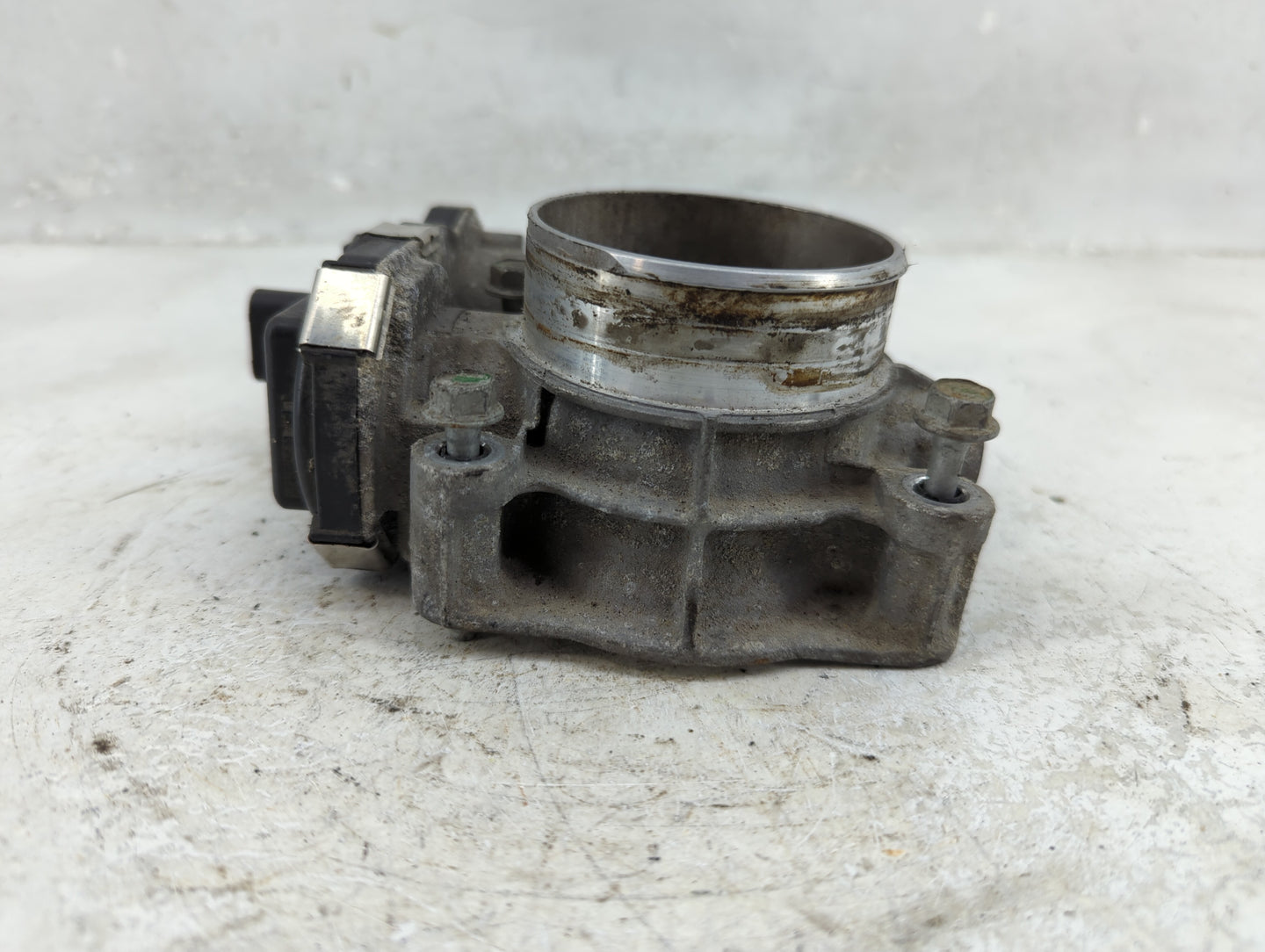 2012-2015 Chevrolet Equinox Throttle Body Fits Fits 2012 2013 2014 2015 OEM Used Auto Parts - Oemusedautoparts1.com