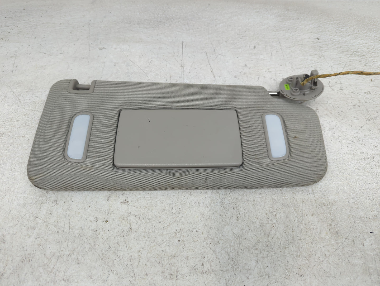 2010-2017 Chevrolet Equinox Sun Visor Shade Replacement Passenger Right Mirror Fits Fits 2010 2011 2012 2013 2014 2015 2016 