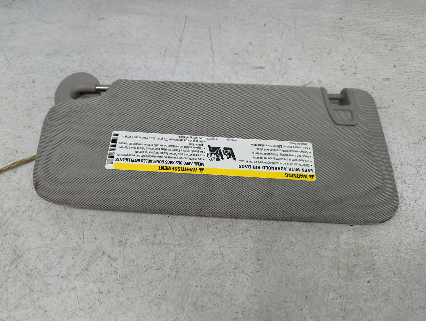 2010-2017 Chevrolet Equinox Sun Visor Shade Replacement Passenger Right Mirror Fits Fits 2010 2011 2012 2013 2014 2015 2016 