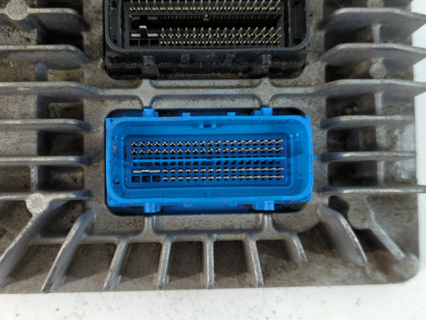 2013-2016 Chevrolet Equinox PCM Engine Control Computer ECU ECM PCU OEM P/N:12651807 Fits Fits 2013 2014 2015 2016 OEM Used 