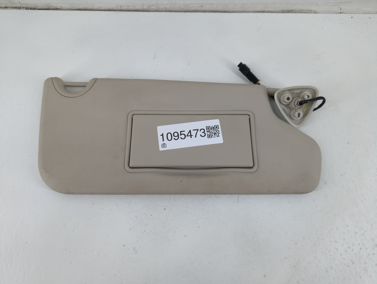 2010-2017 Chevrolet Equinox Sun Visor Shade Replacement Passenger Right Mirror Fits Fits 2010 2011 2012 2013 2014 2015 2016 