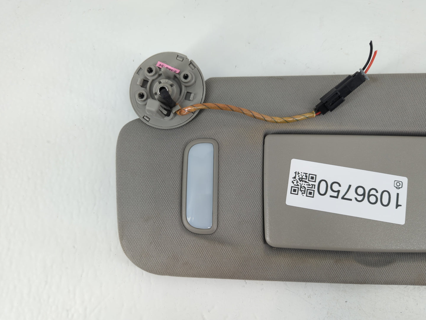 2010-2017 Chevrolet Equinox Sun Visor Shade Replacement Passenger Right Mirror Fits Fits 2010 2011 2012 2013 2014 2015 2016 