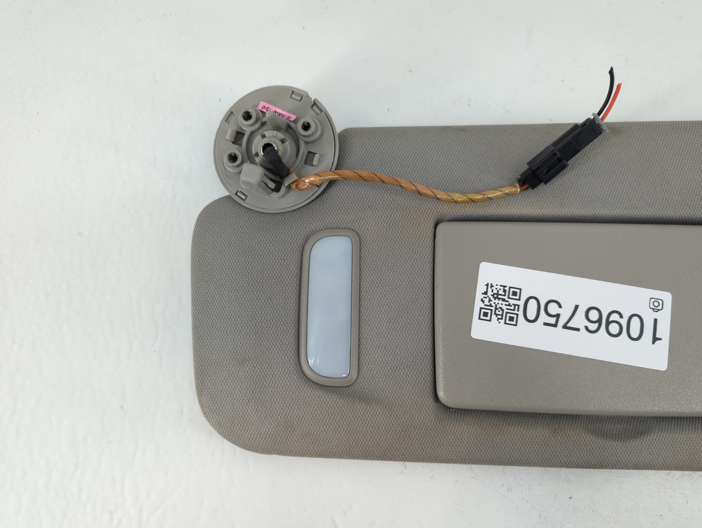 2010-2017 Chevrolet Equinox Sun Visor Shade Replacement Passenger Right Mirror Fits Fits 2010 2011 2012 2013 2014 2015 2016 