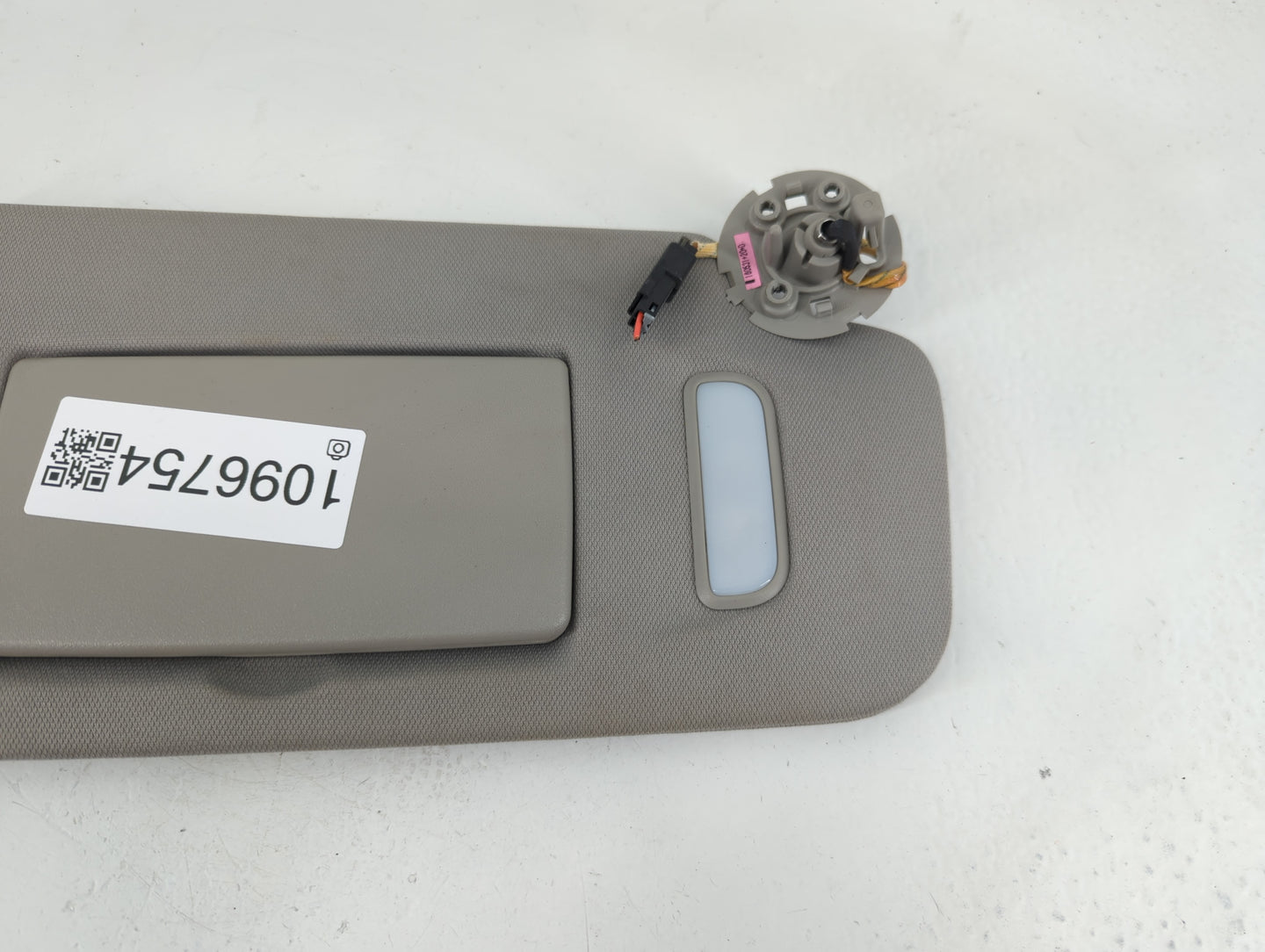 2010-2017 Chevrolet Equinox Sun Visor Shade Replacement Passenger Right Mirror Fits Fits 2010 2011 2012 2013 2014 2015 2016 