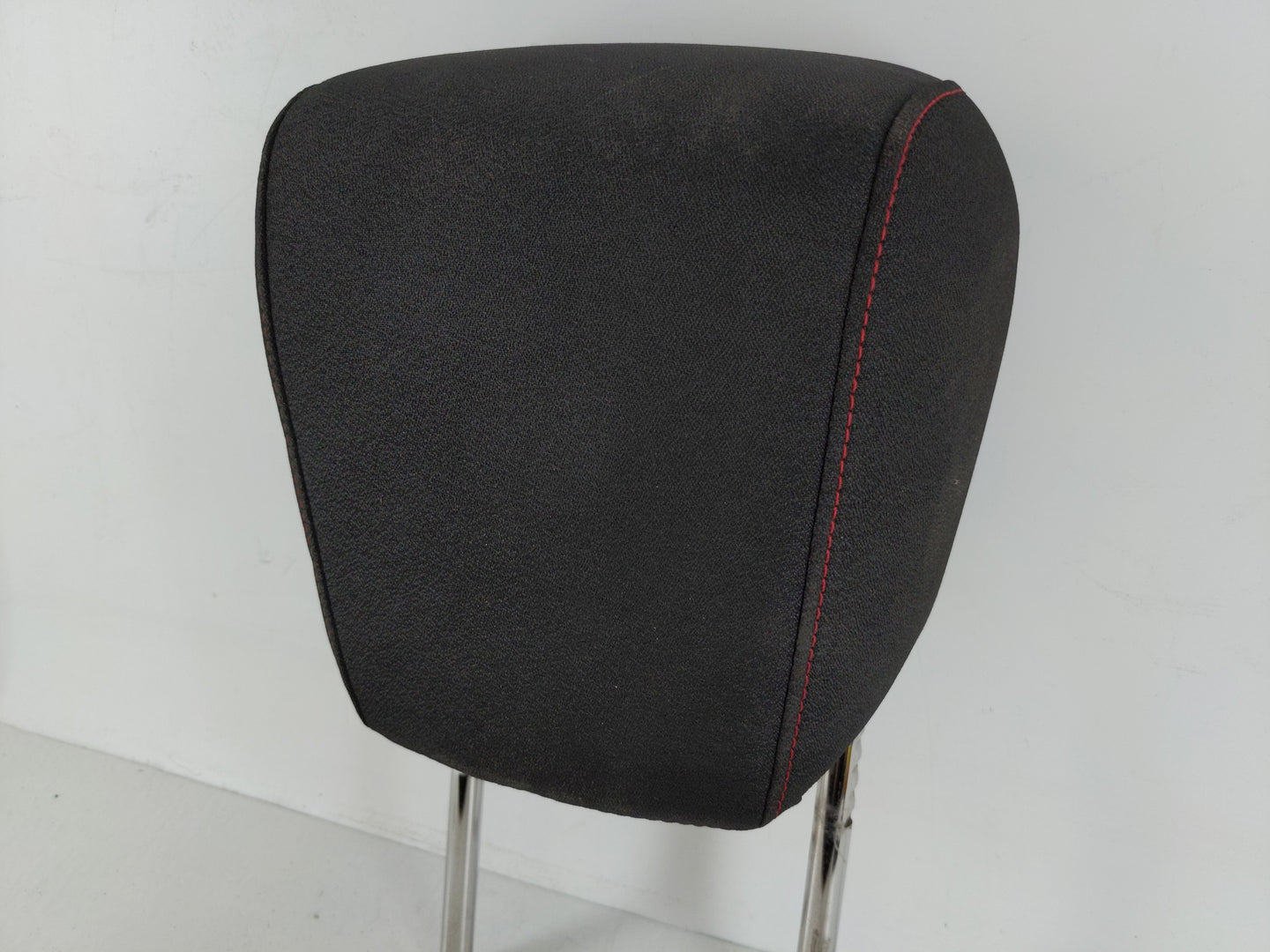 2014 Chevrolet Equinox Headrest Head Rest Front Driver Passenger Seat - Oemusedautoparts1.com