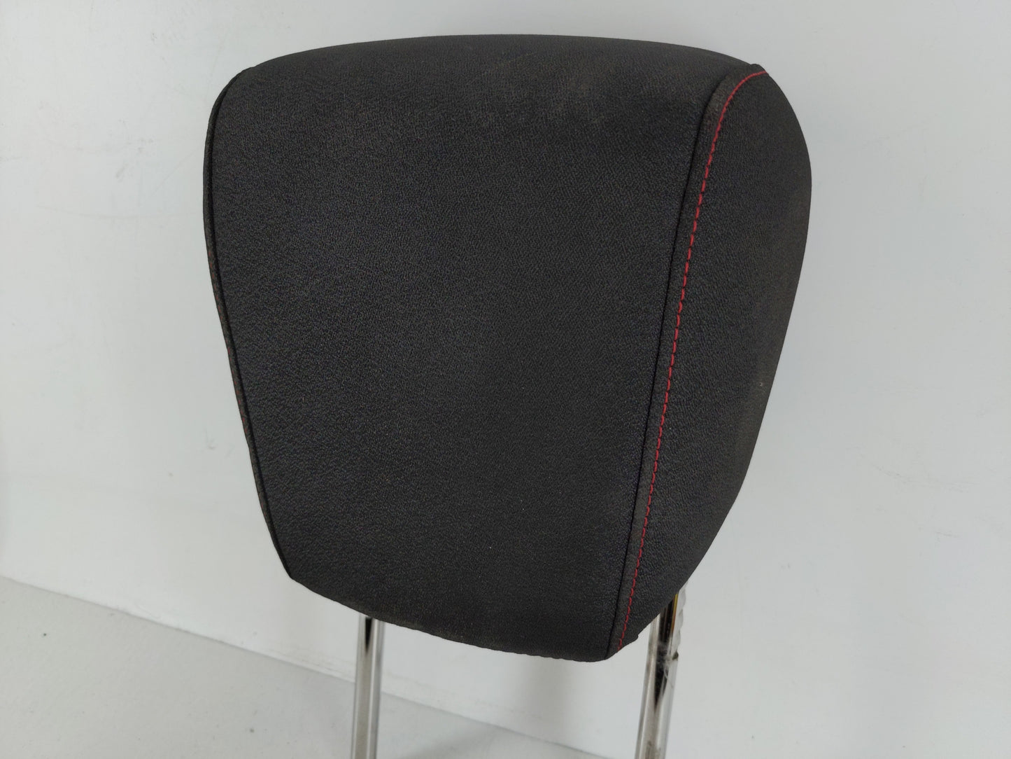 2014 Chevrolet Equinox Headrest Head Rest Front Driver Passenger Seat - Oemusedautoparts1.com