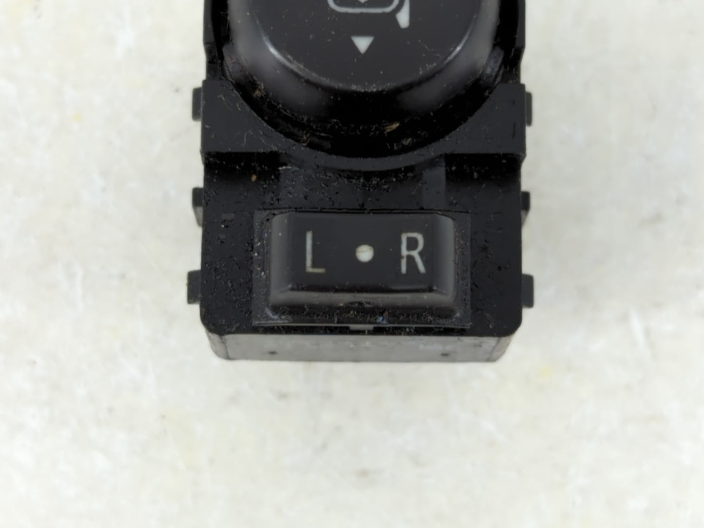 2010-2017 Chevrolet Equinox Master Power Window Switch Replacement Driver Side Left P/N:20846189 Fits OEM Used Auto Parts - 