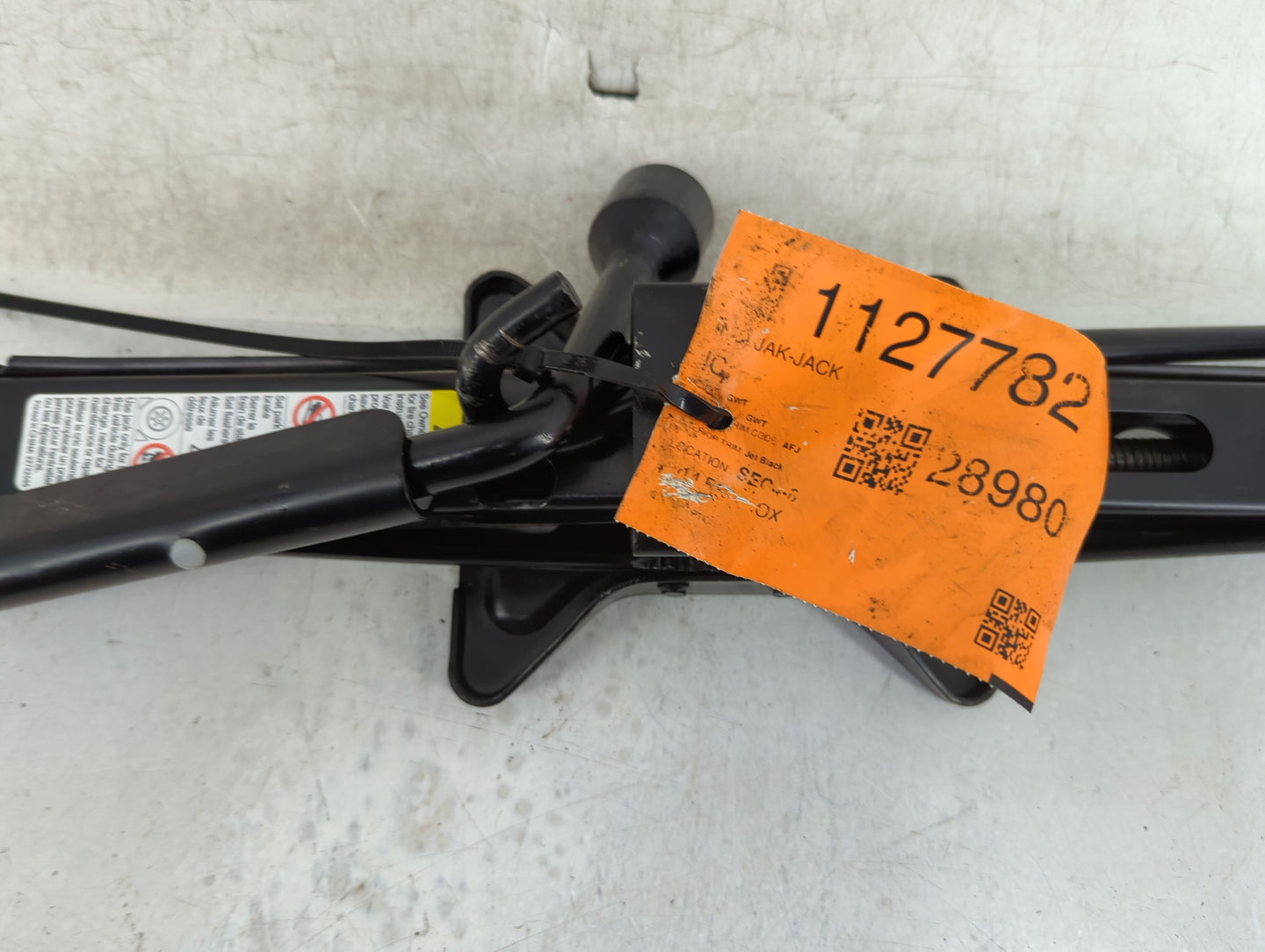 2014 Chevrolet Equinox Spare Scissor Car Jack 1127782 - Oemusedautoparts1.com
