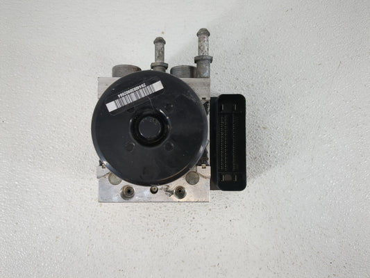 2012-2017 Chevrolet Equinox ABS Pump Control Module Replacement P/N:23231813 Fits Fits 2012 2013 2014 2015 2016 2017 OEM Used Auto Parts