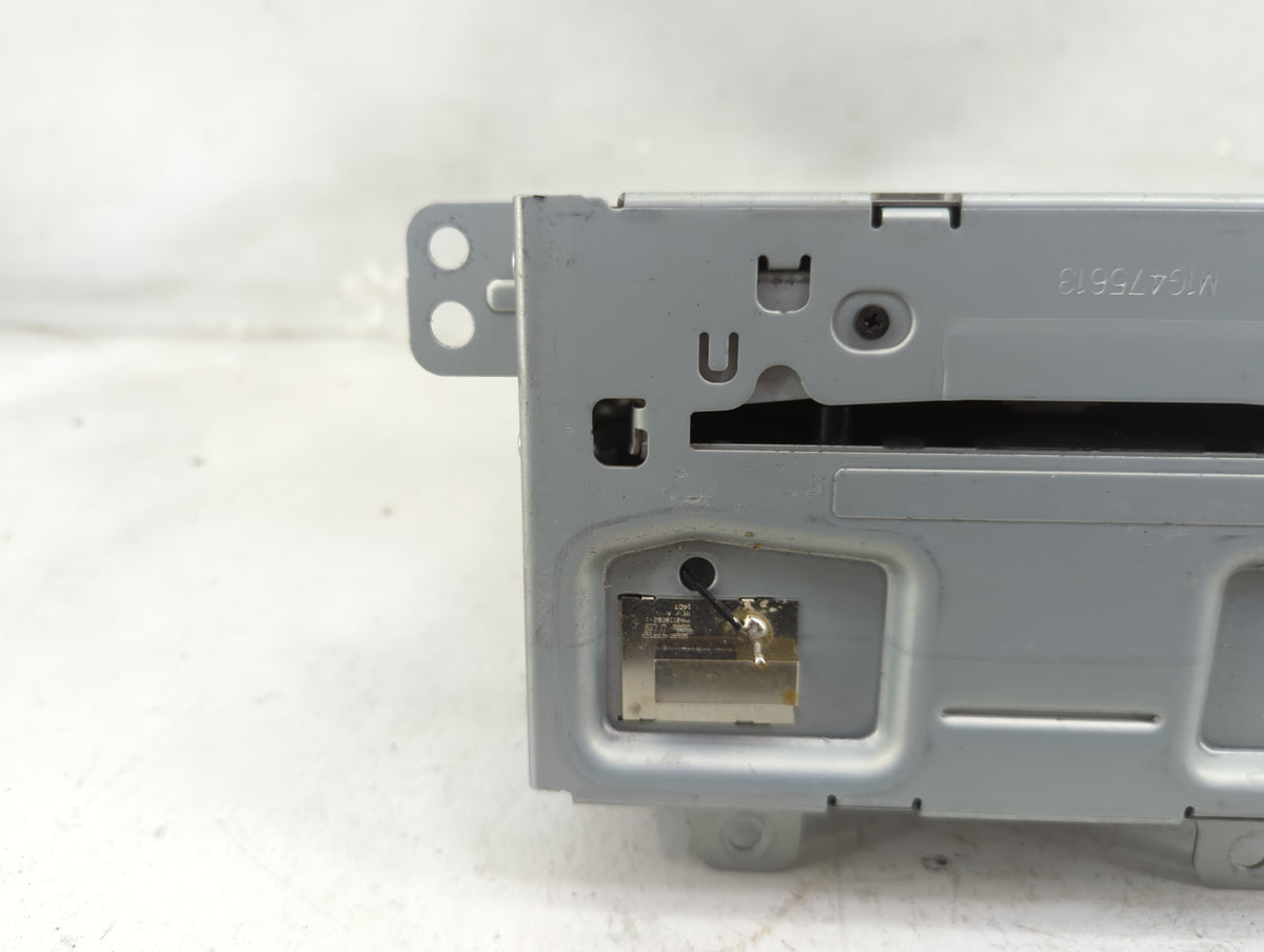 2015 Chevrolet Equinox Radio AM FM Cd Player Receiver Replacement P/N:23476256 Fits Fits 2014 2016 2017 OEM Used Auto Parts 