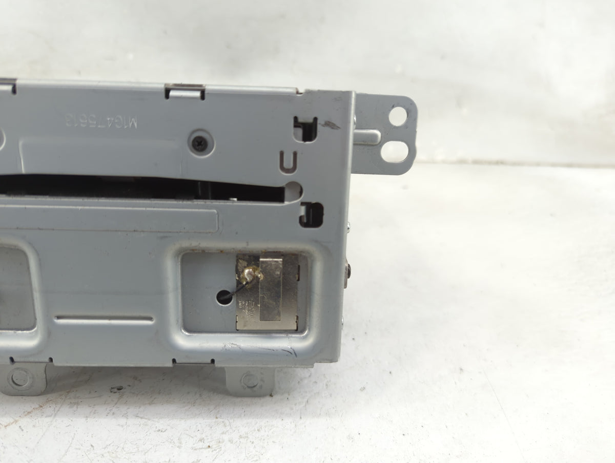 2015 Chevrolet Equinox Radio AM FM Cd Player Receiver Replacement P/N:23476256 Fits Fits 2014 2016 2017 OEM Used Auto Parts 