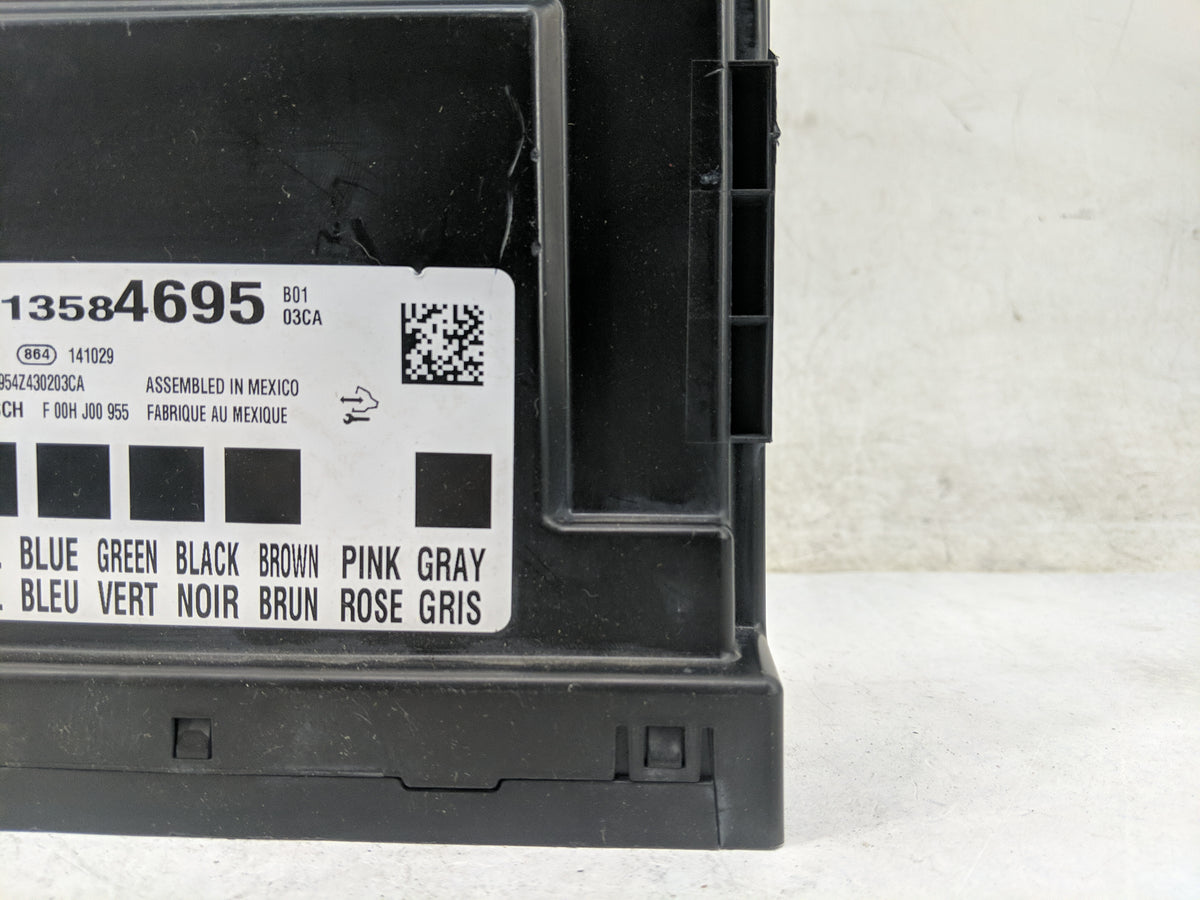 2014-2015 Chevrolet Equinox Body Control Module Bcm Inner Cabin Fuse Box 1135327 - Oemusedautoparts1.com