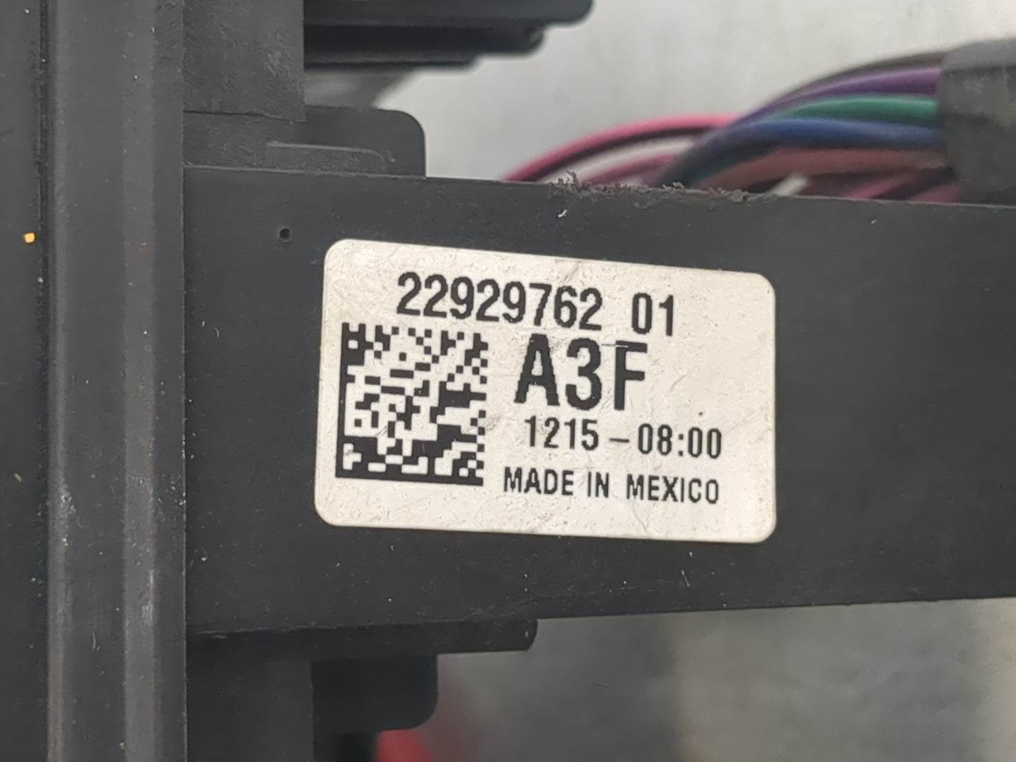 2013-2016 Chevrolet Equinox Fusebox Fuse Box Panel Relay Module P/N:22929762 Fits Fits 2013 2014 2015 2016 OEM Used Auto Par