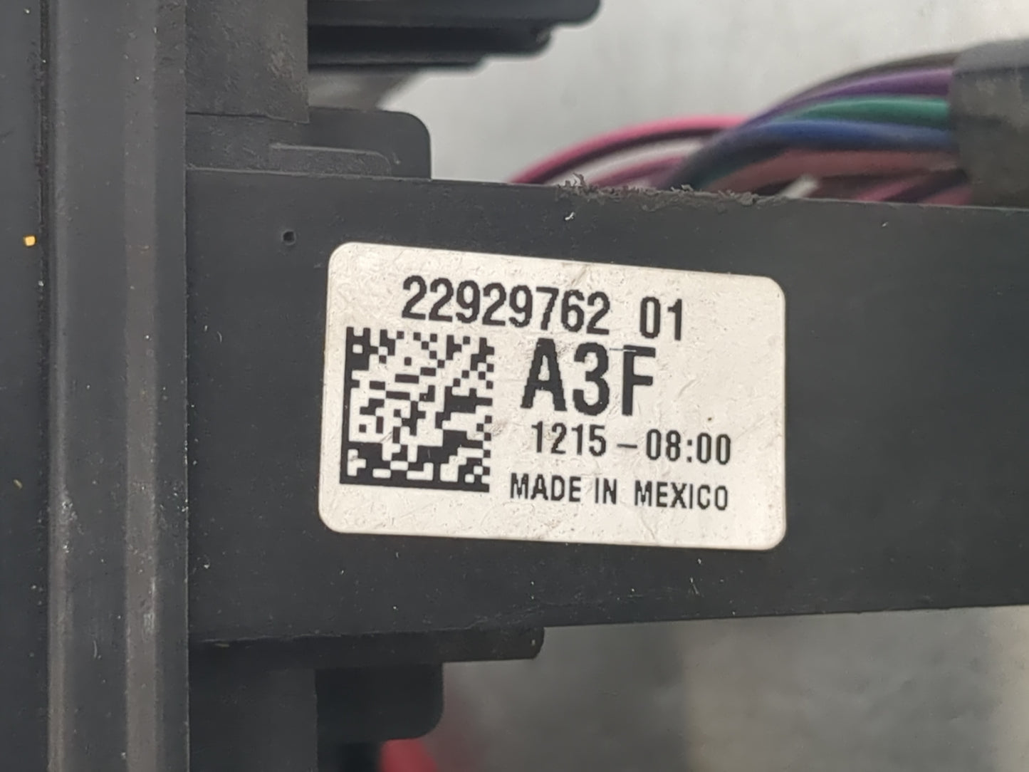 2013-2016 Chevrolet Equinox Fusebox Fuse Box Panel Relay Module P/N:22929762 Fits Fits 2013 2014 2015 2016 OEM Used Auto Par