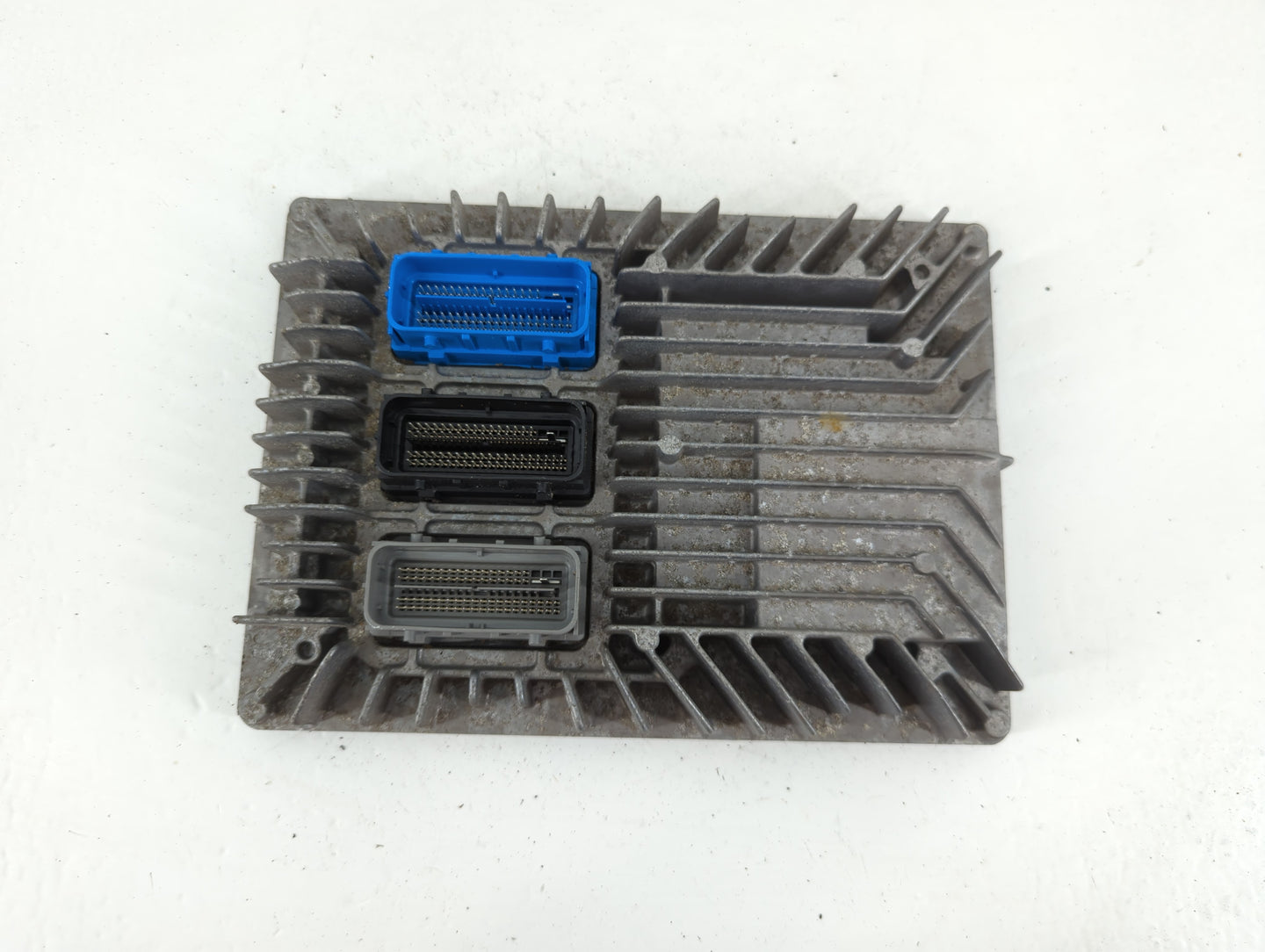 2013-2016 Chevrolet Equinox PCM Engine Control Computer ECU ECM PCU OEM P/N:12651807 Fits Fits 2013 2014 2015 2016 OEM Used 