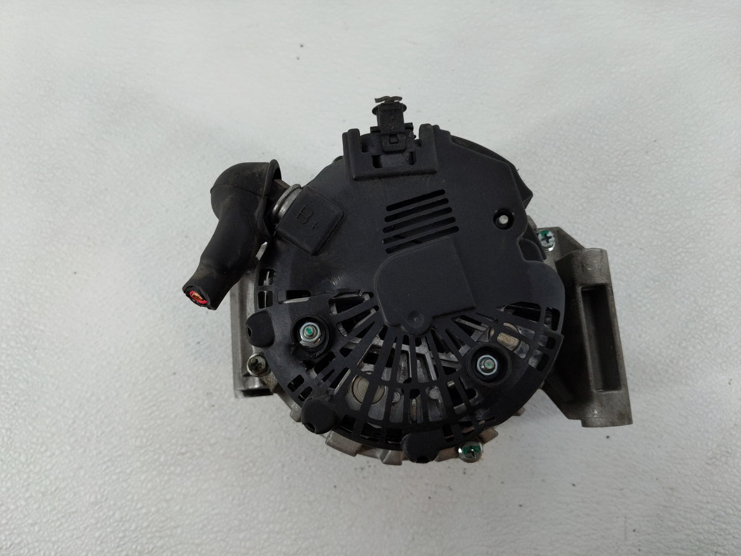 2010-2017 Chevrolet Equinox Alternator Replacement Generator Charging Assembly Engine OEM Fits OEM Used Auto Parts - Oemused