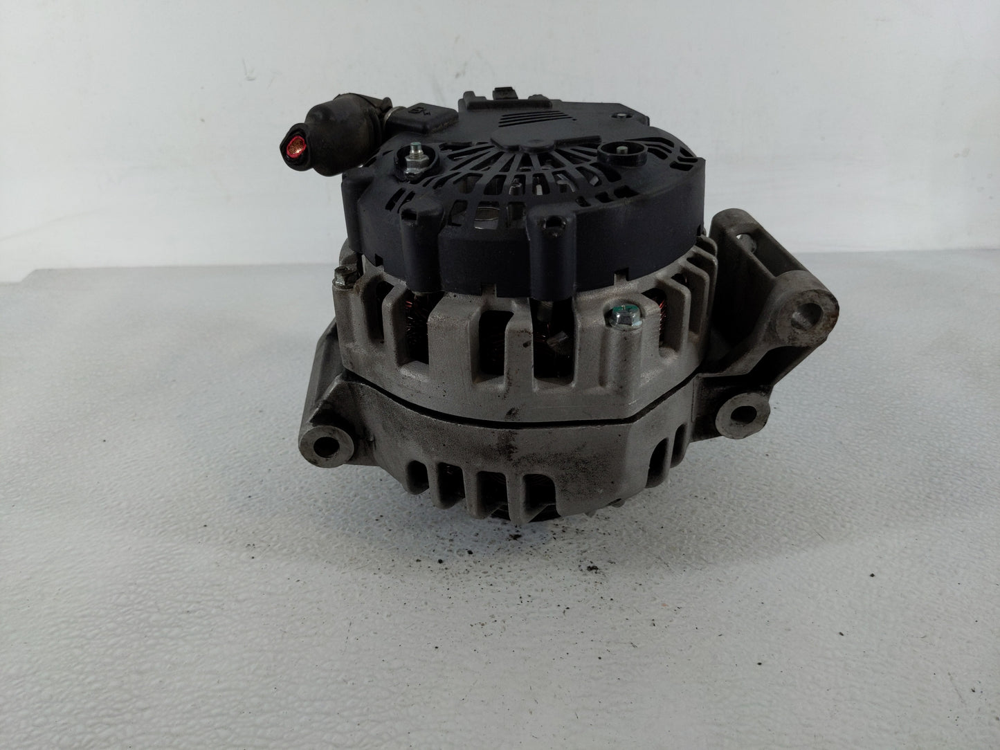 2010-2017 Chevrolet Equinox Alternator Replacement Generator Charging Assembly Engine OEM Fits OEM Used Auto Parts - Oemused
