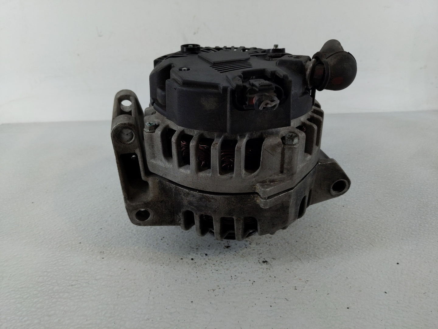 2010-2017 Chevrolet Equinox Alternator Replacement Generator Charging Assembly Engine OEM Fits OEM Used Auto Parts - Oemused