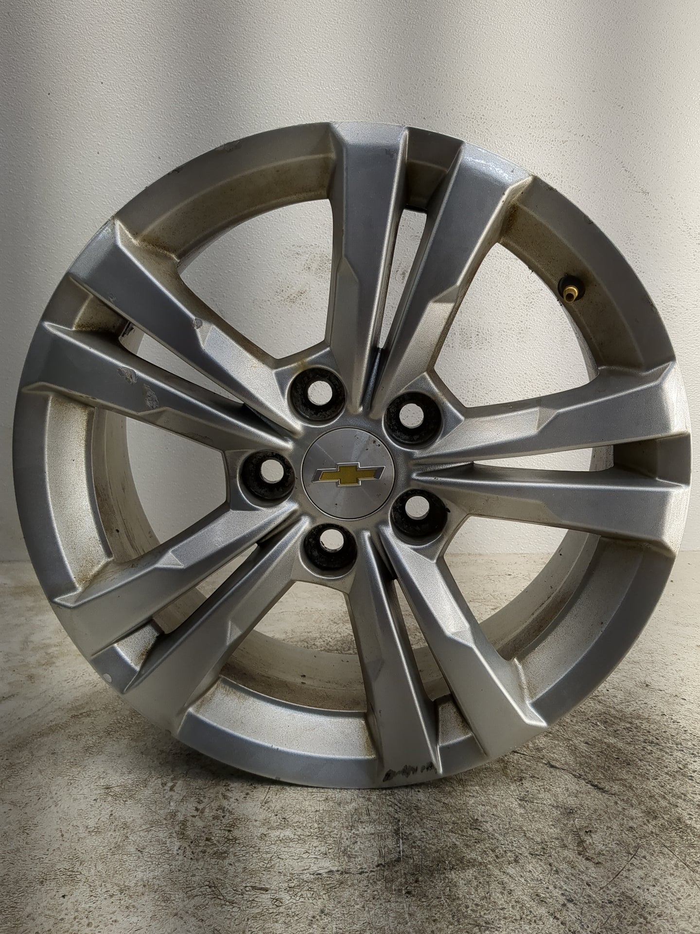 2010-2017 Chevrolet Equinox Oem Wheel Rim - Oemusedautoparts1.com