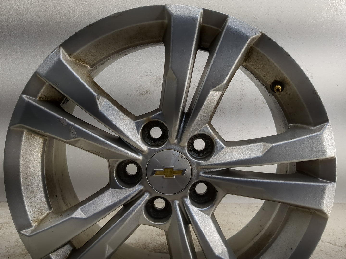 2010-2017 Chevrolet Equinox Oem Wheel Rim 1159241 - Oemusedautoparts1.com