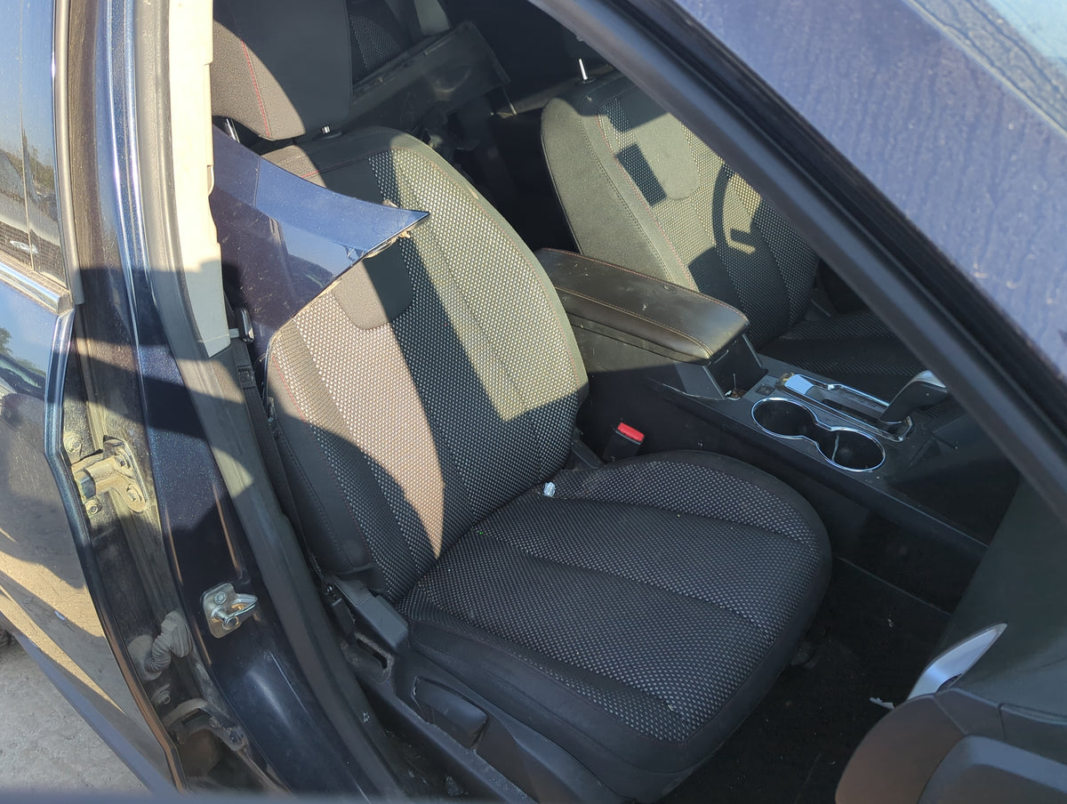 2014-2017 Chevrolet Equinox Passenger Front Seat Oem 1160982 - Oemusedautoparts1.com
