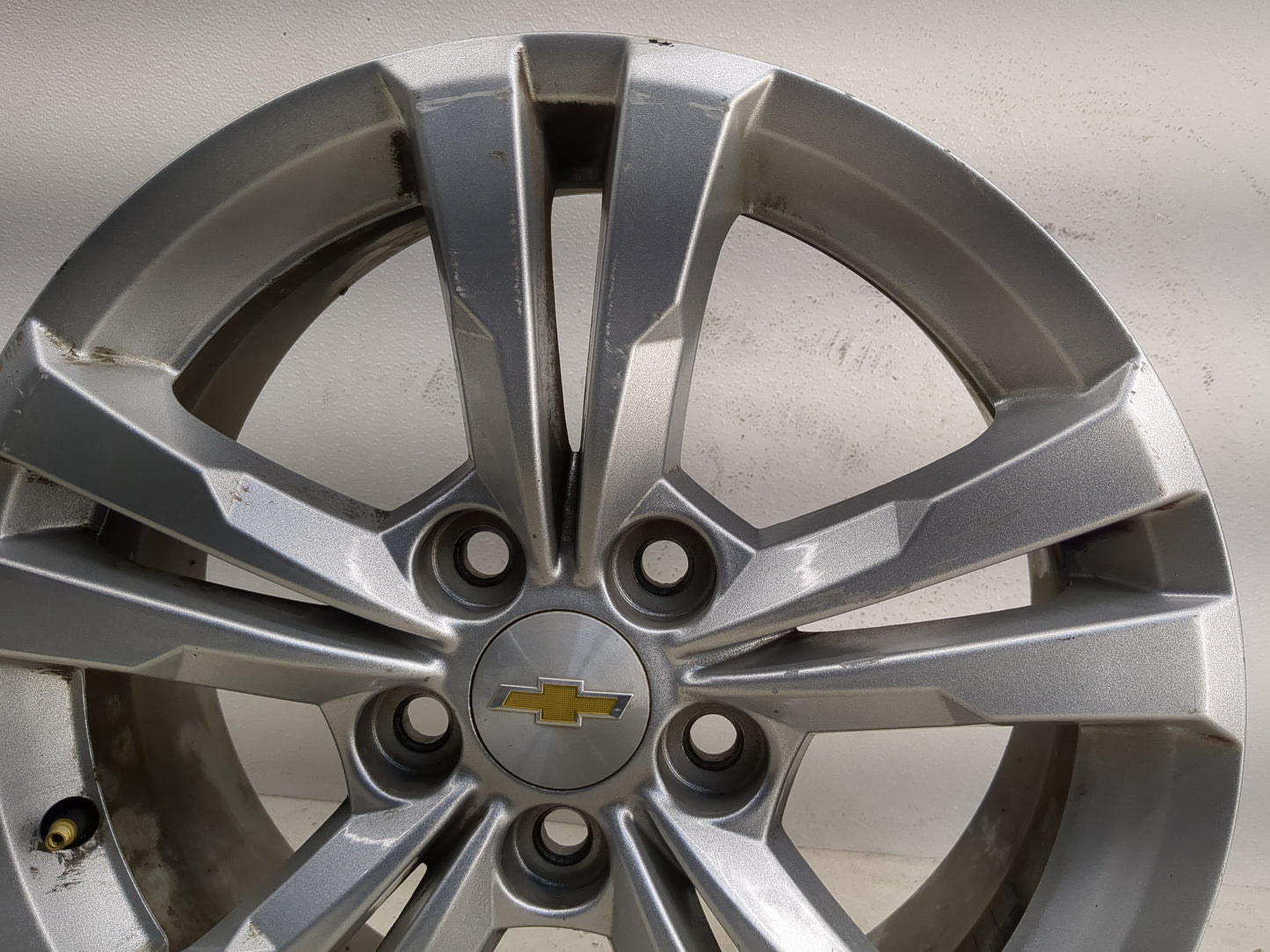 2010-2017 Chevrolet Equinox Oem Wheel Rim 1172472 - Oemusedautoparts1.com